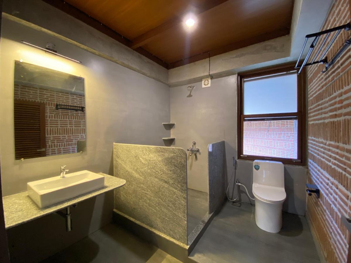 Ostel In Hostel Pondicherry Bagian luar foto