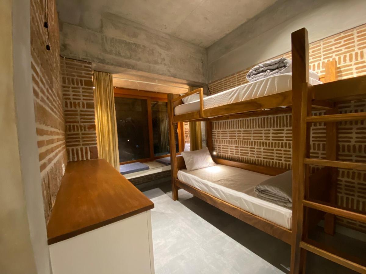 Ostel In Hostel Pondicherry Bagian luar foto