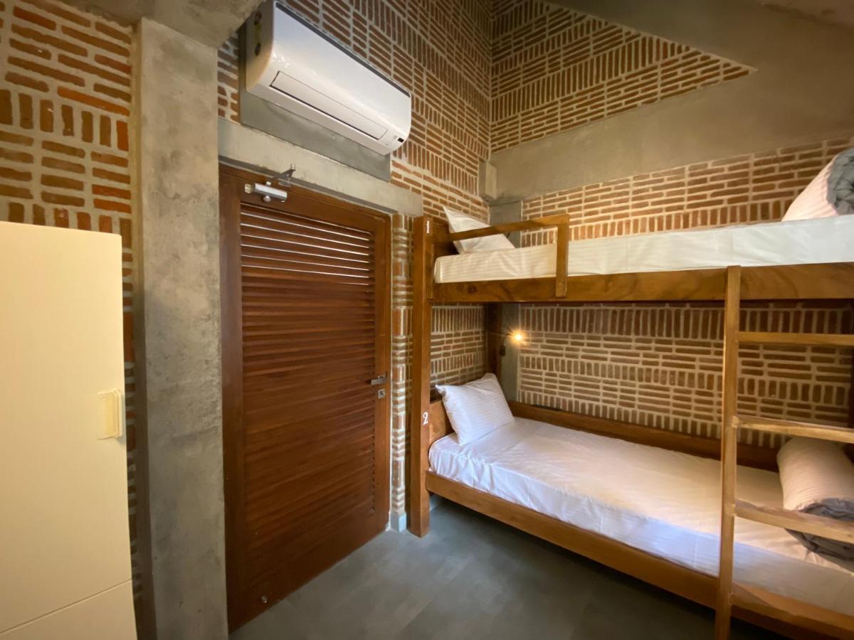 Ostel In Hostel Pondicherry Bagian luar foto